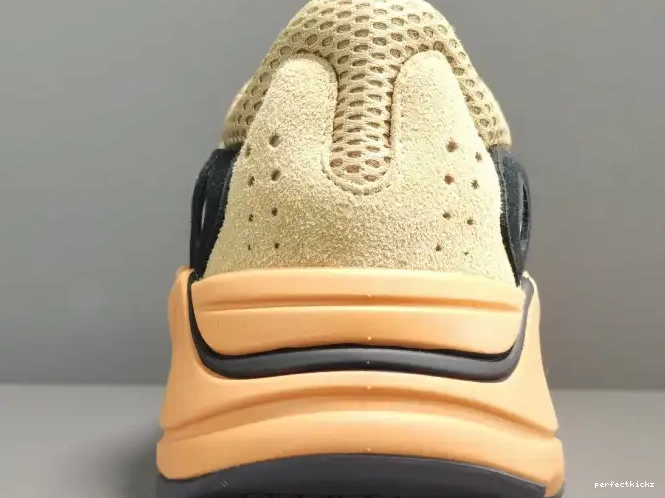 Yeezy Adidas Boost Amber GW0297 Enflame 700 0630